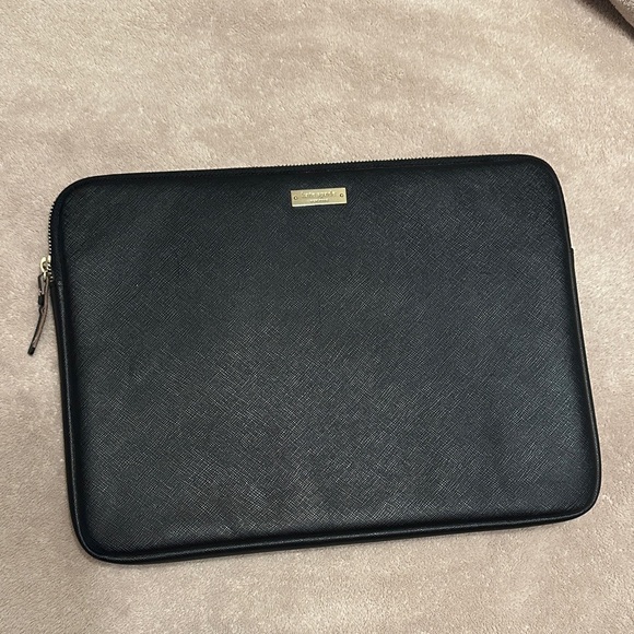 ✨ Black Kate Spade Laptop Sleeve ✨ - Picture 1 of 7